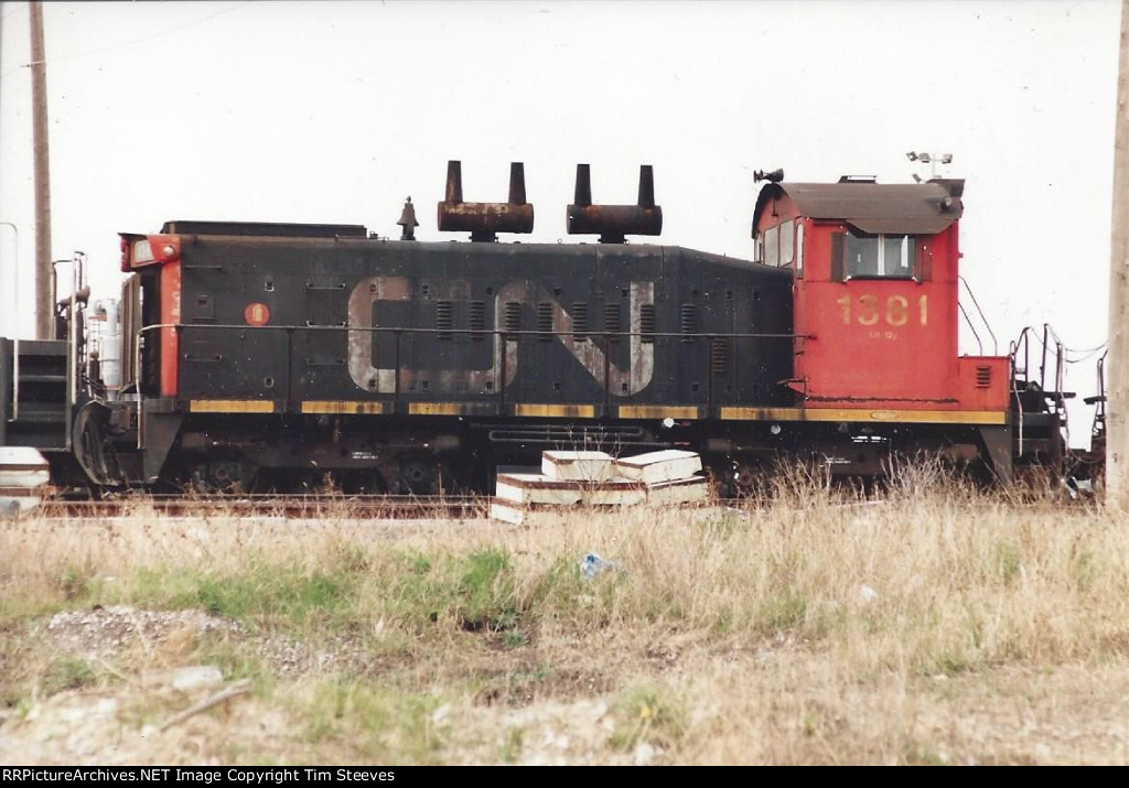 CN 1381